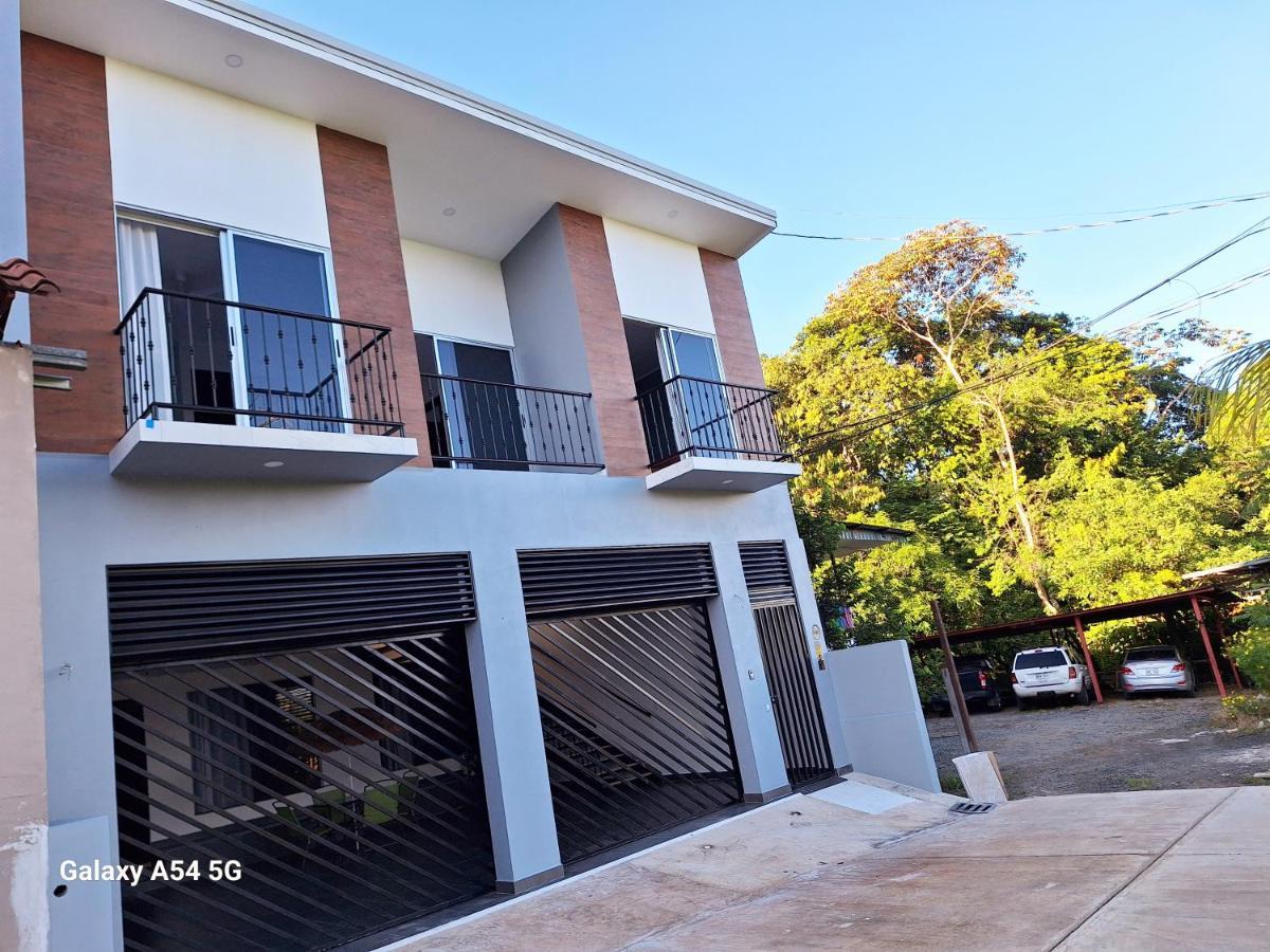Vistas Del Sol-Casa Victoria Hostel San Isidro De El General Ngoại thất bức ảnh